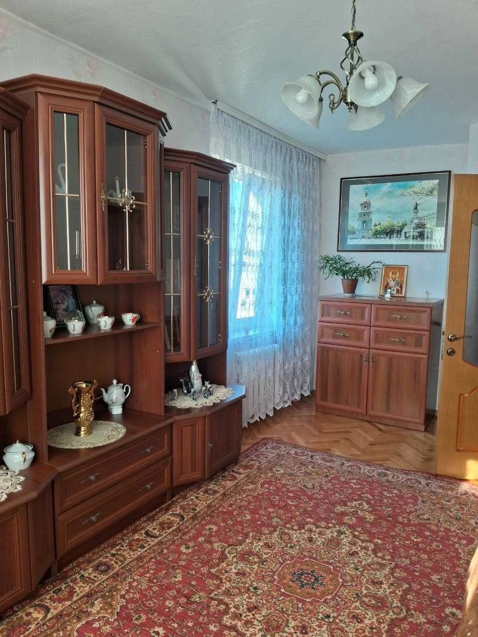 Вишневое продам 3х квартиру ул. Святошинская 40 В