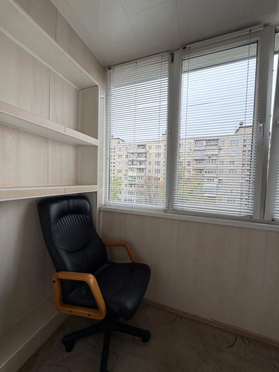 Продається 1к квартира в центрі м. Вишневого