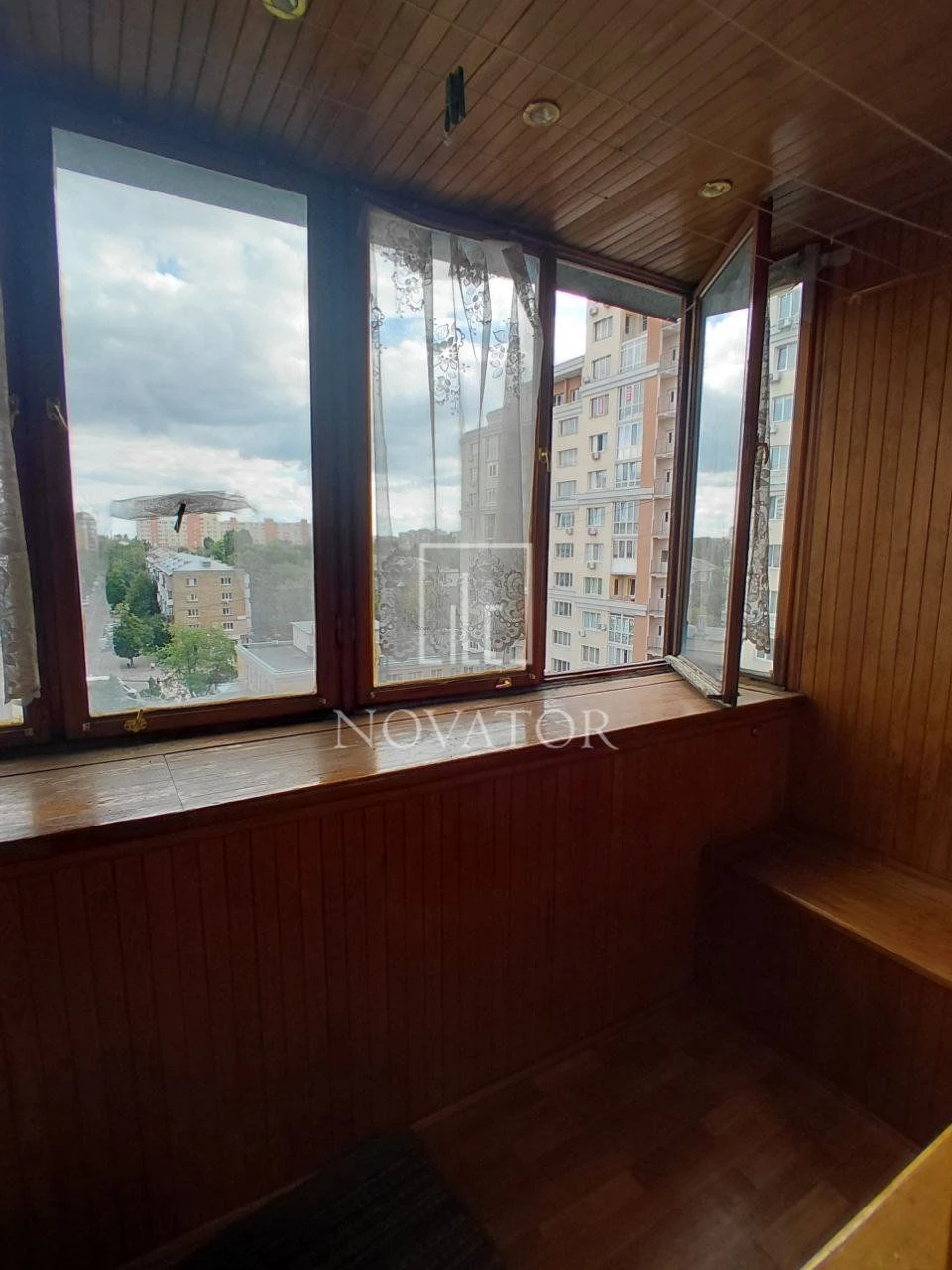 3 кімнатна квартира з ремонтом в центрі