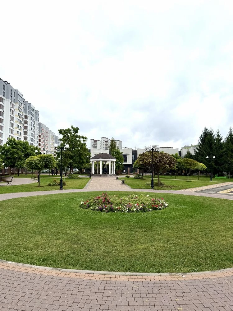 Без комісії. 1-кімнатна .Євро-ремонт. Газ. Навпроти ЖК Аквар