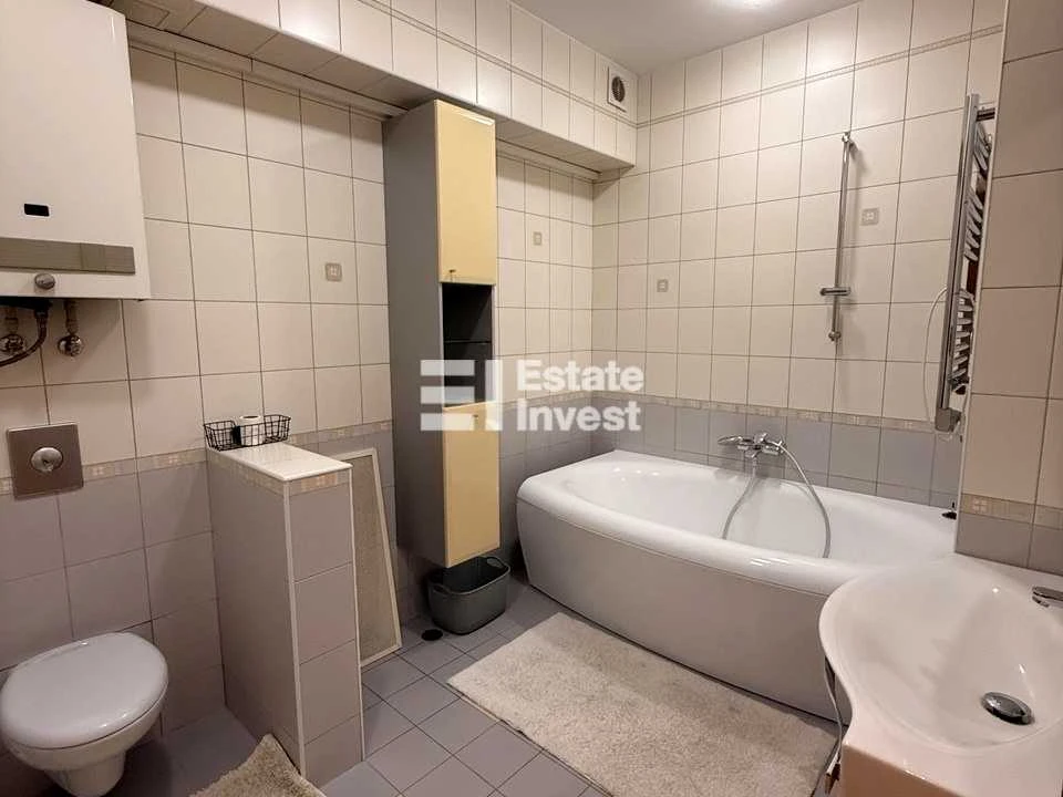 Apartment. Kharkiv, Nezalezhnosti ave. (Pravdy), 5 (p1-p8)