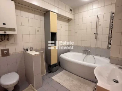 Apartment. Kharkiv, Nezalezhnosti ave. (Pravdy), 5 (p1-p8)