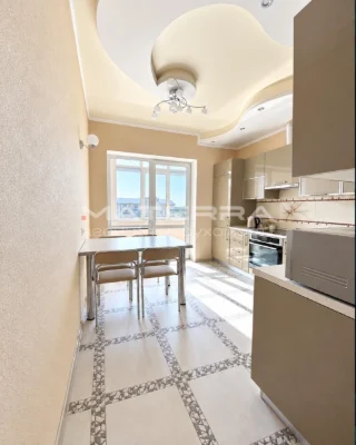 Продаж квартири в ЖК "Акварелі -1", з ремонтом, меблями та технікою