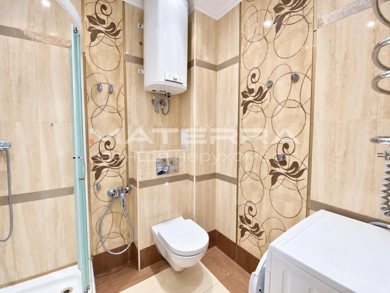 Продаж квартири в ЖК "Акварелі -1", з ремонтом, меблями та технікою