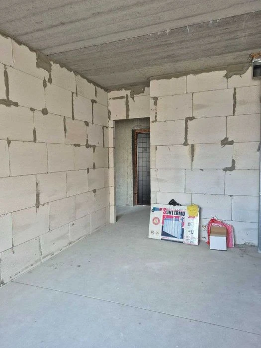 Продам 1-комнатную квартиру в новом доме ул. Грушевского