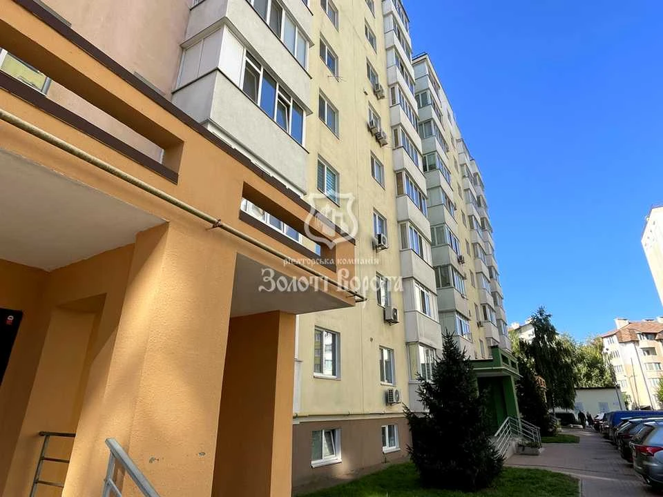 Квартира. Вишневе, Молодіжна проспект