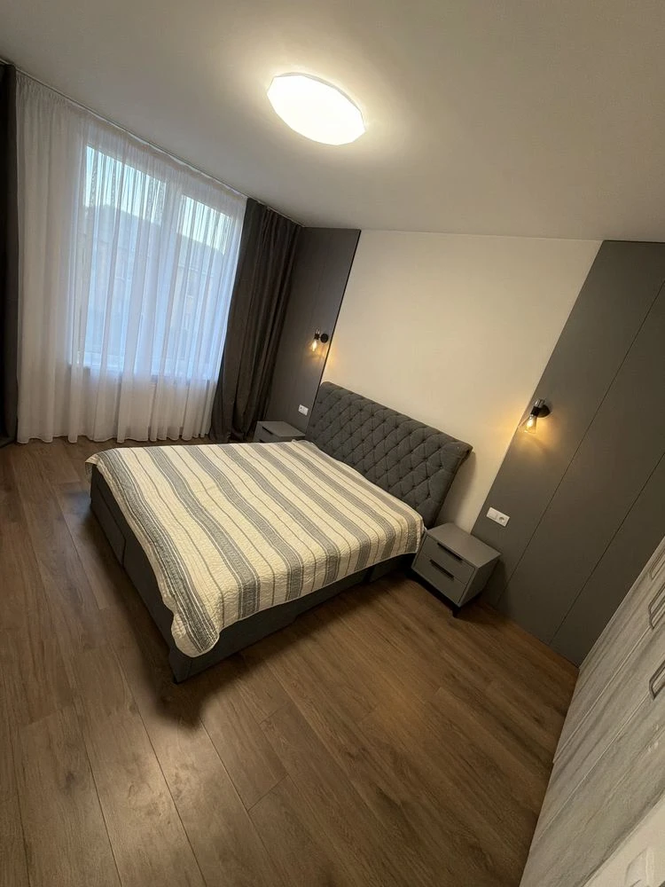 2 кім квартира в комплексі бізнес класу One House/ Вишневе/