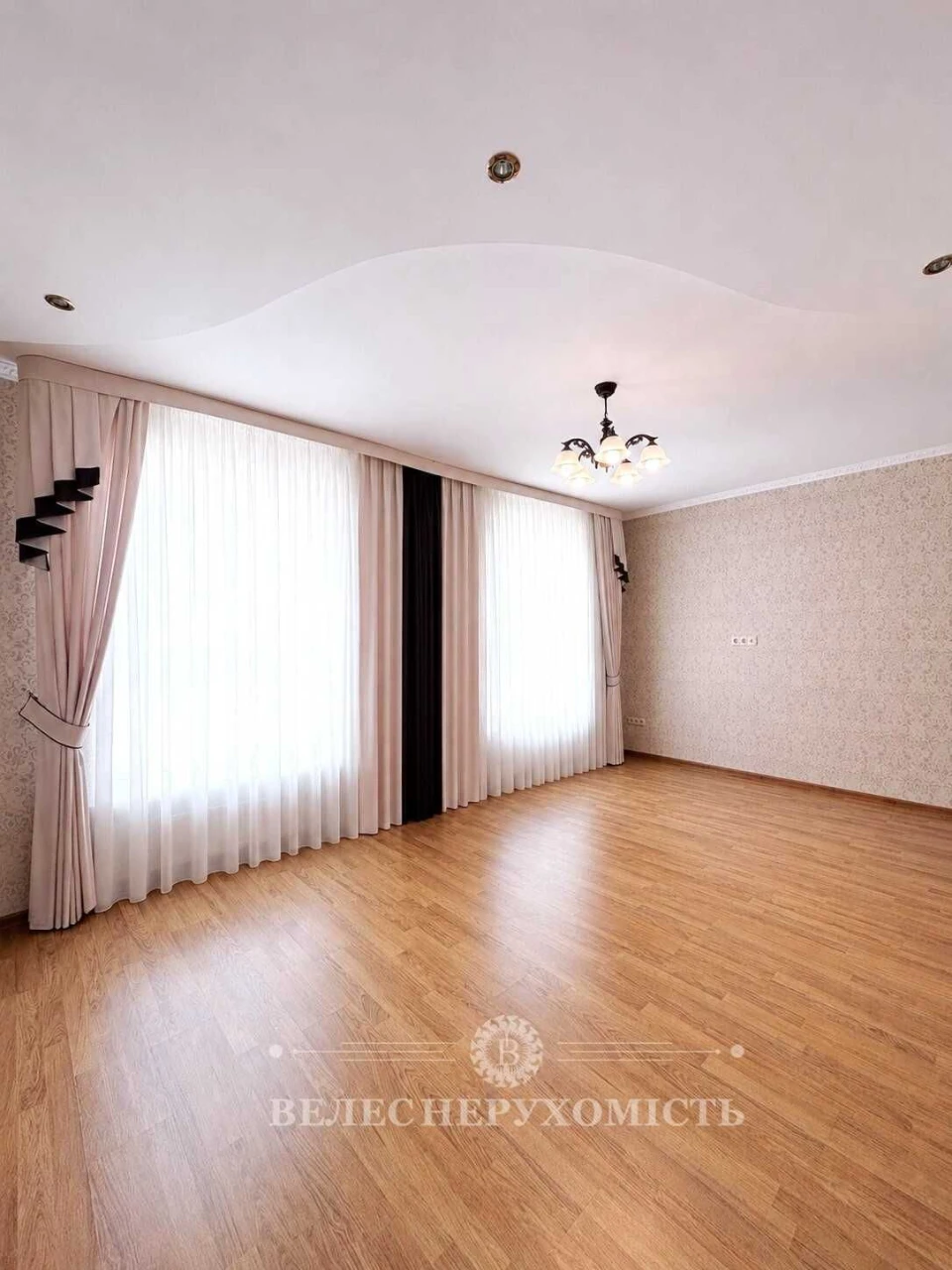 Продаж 3-кімнатної квартири, Леся Українки 74В, ЖК Акварелі 1