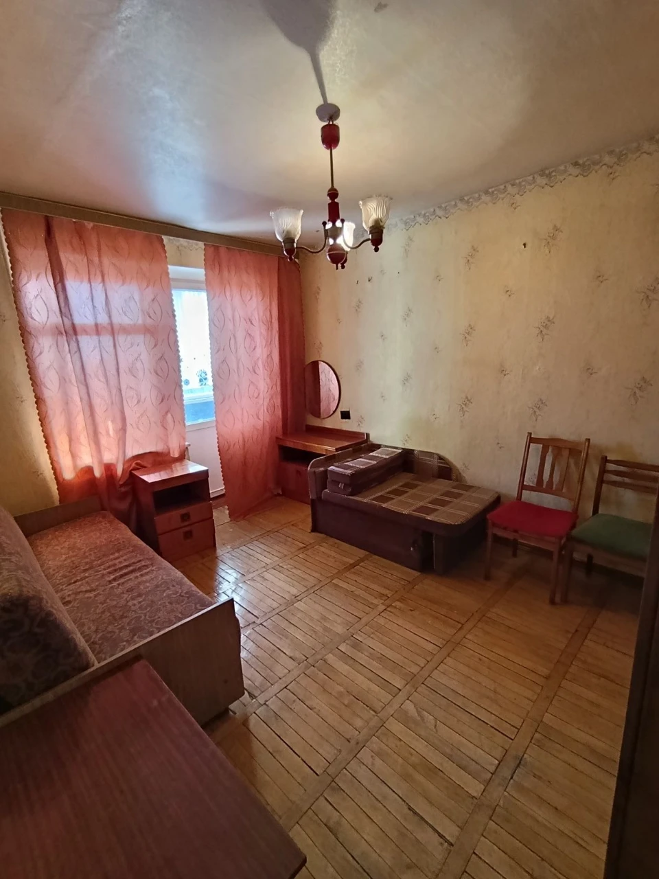 Продається 3-кімнатна квартира, Святошинська вулиця, Вишневе