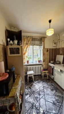 Продается 1-комнатная квартира в Вишневом, на первом этаже, фасад