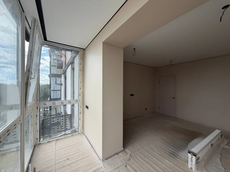 1-комнатная квартира в центре г. Вишневого с ремонтом (43 м²) |