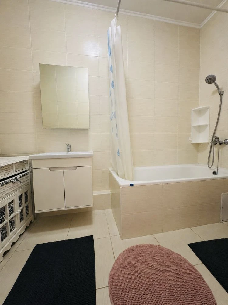 єОселя! 2 кім.квартира 78,6 м² з окремим входом, паркомісцем