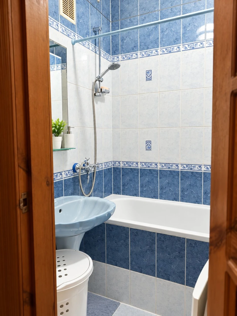 Продам 3-кімнатну квартиру в Кропивницькому, вул. Полтавська, 24