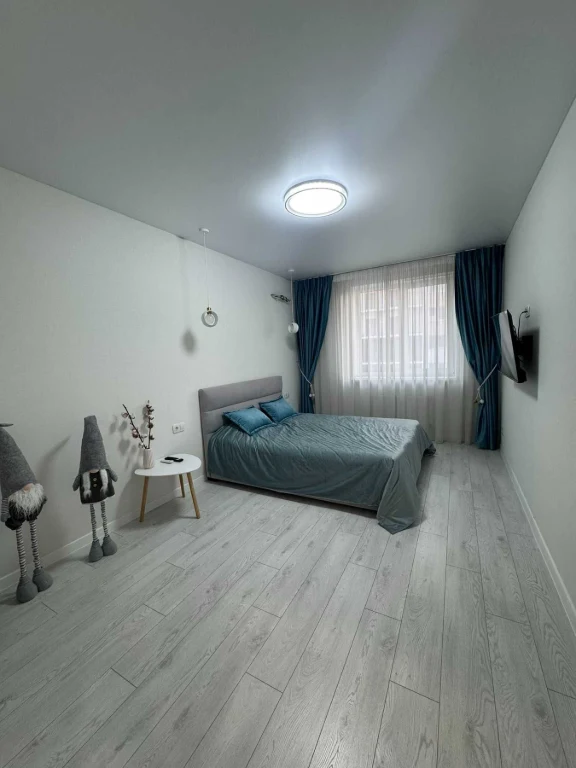 Продаж стильної 1к квартири 40 м² у Вишневому — вул. Святоши