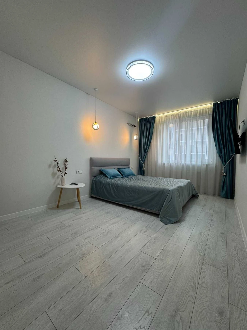 Продаж стильної 1к квартири 40 м² у Вишневому — вул. Святоши
