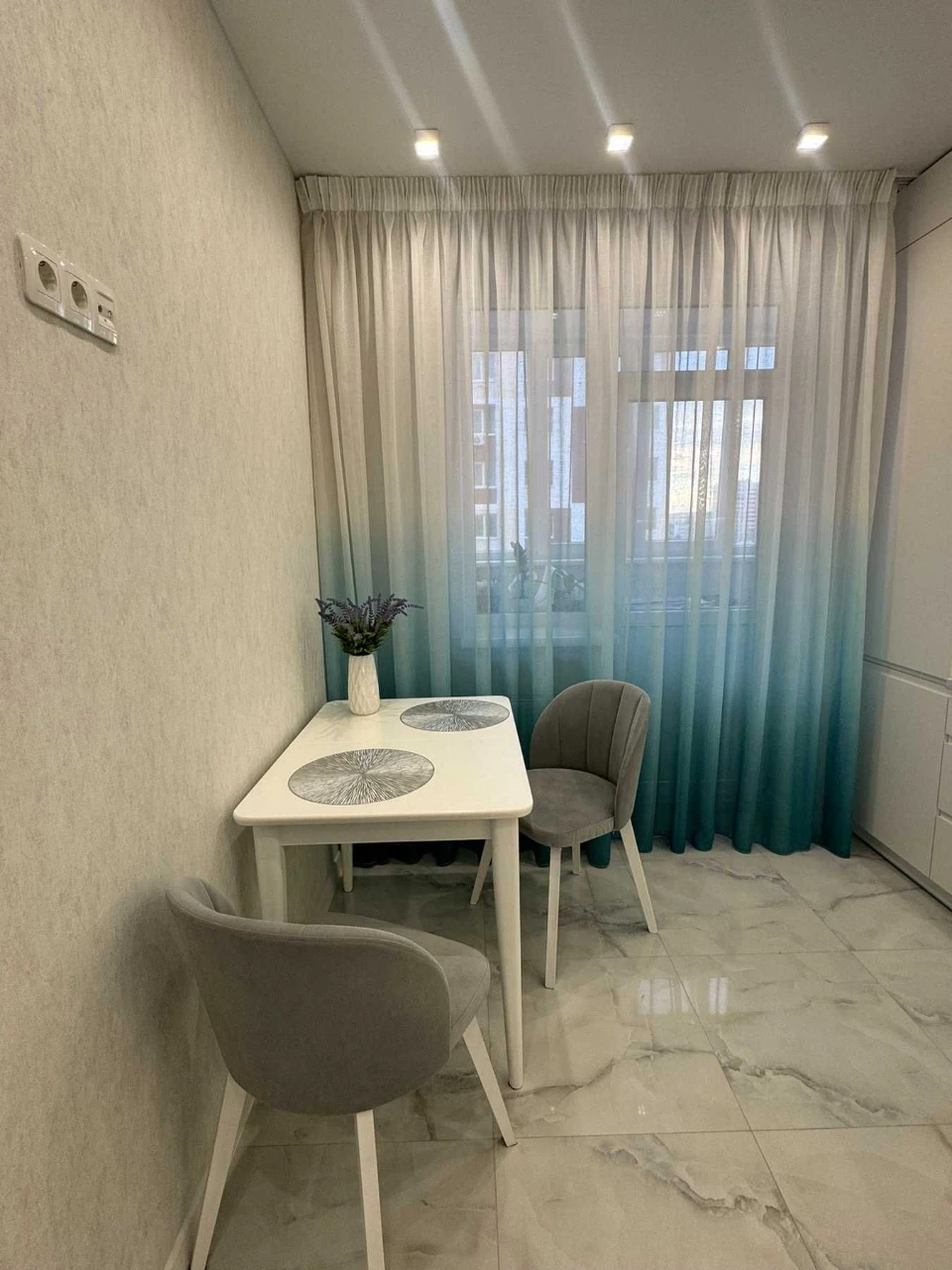 Продаж стильної 1к квартири 40 м² у Вишневому — вул. Святоши