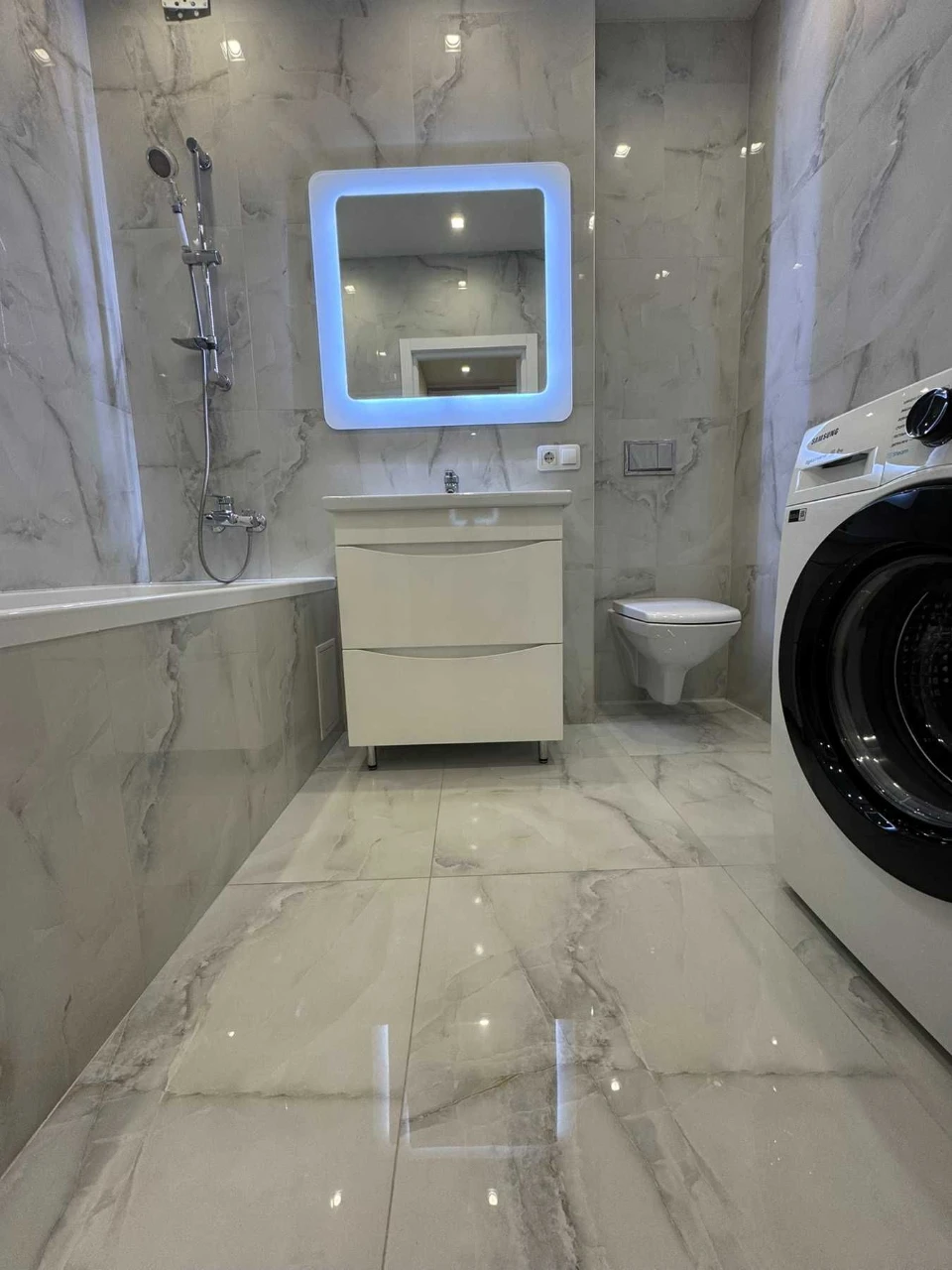 Продаж стильної 1к квартири 40 м² у Вишневому — вул. Святоши