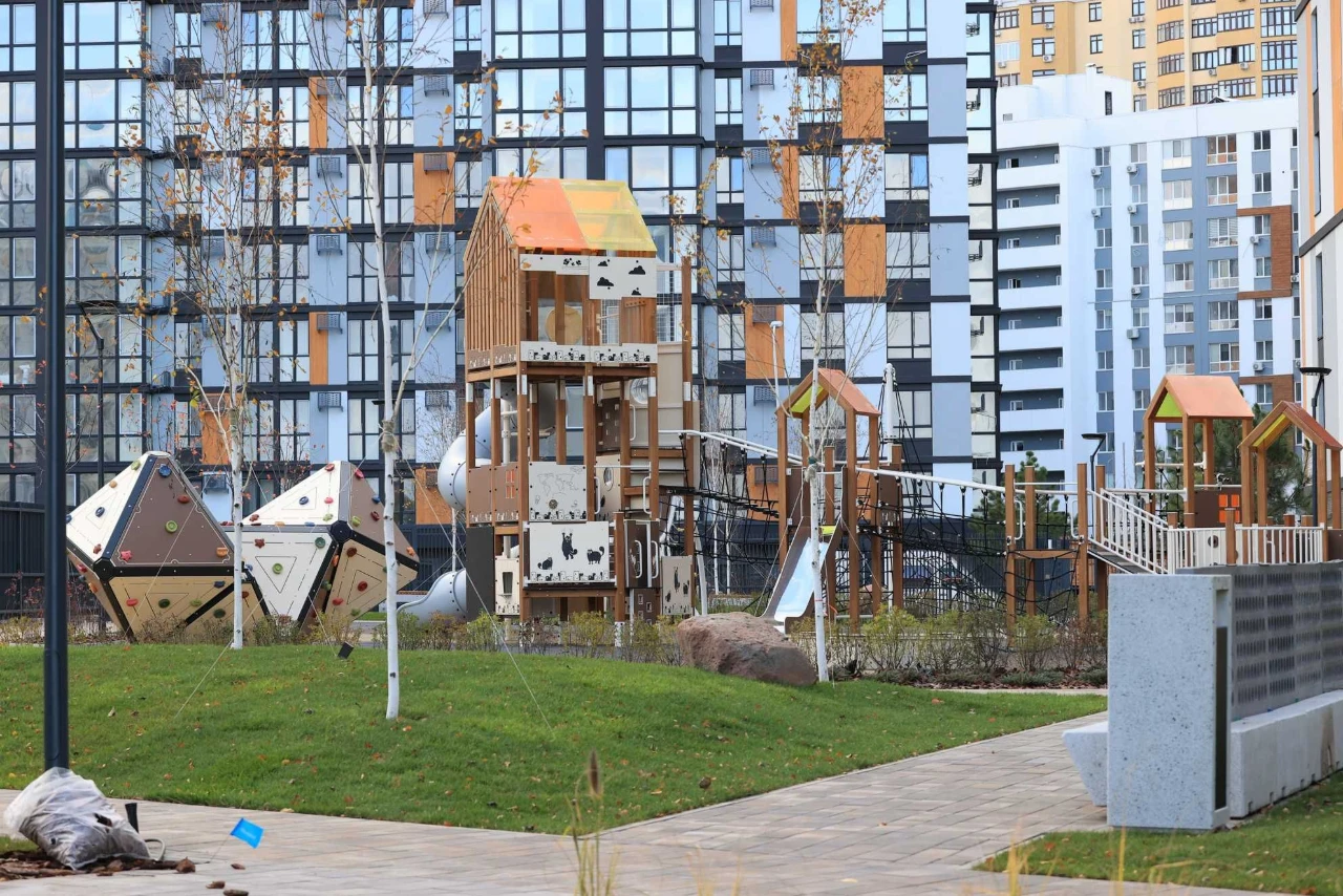 Apartment for sale in a completed building in the "Atmosphere Life" residential complex (63.5 sq.m.)