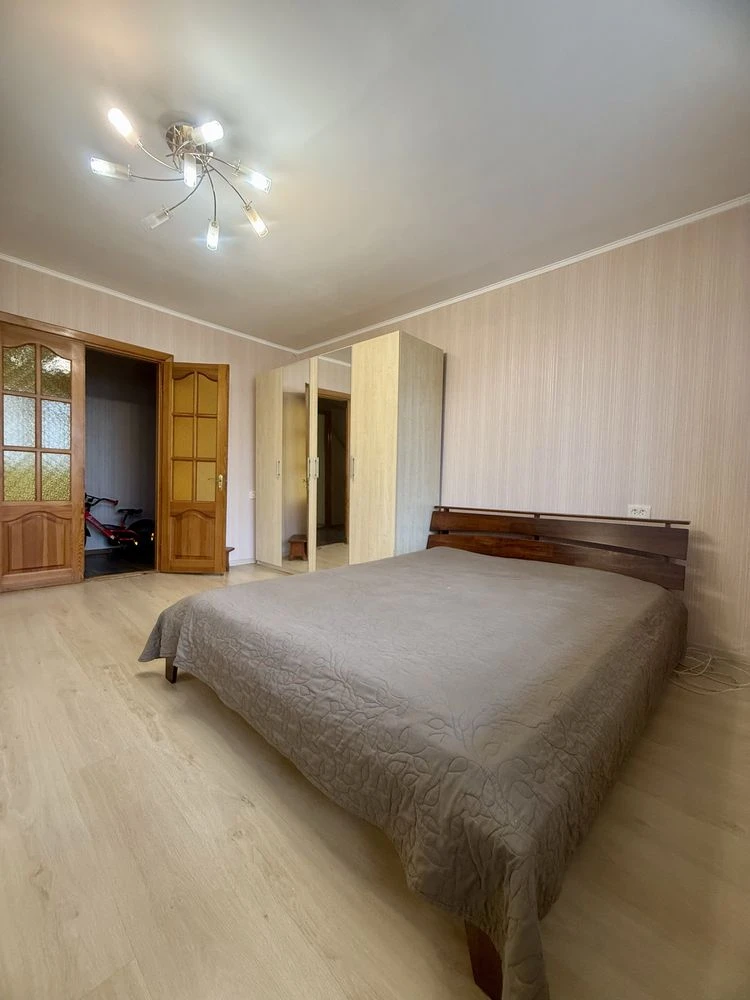 4-room apartment 79.4 sq m with renovation, center of Vyshnove