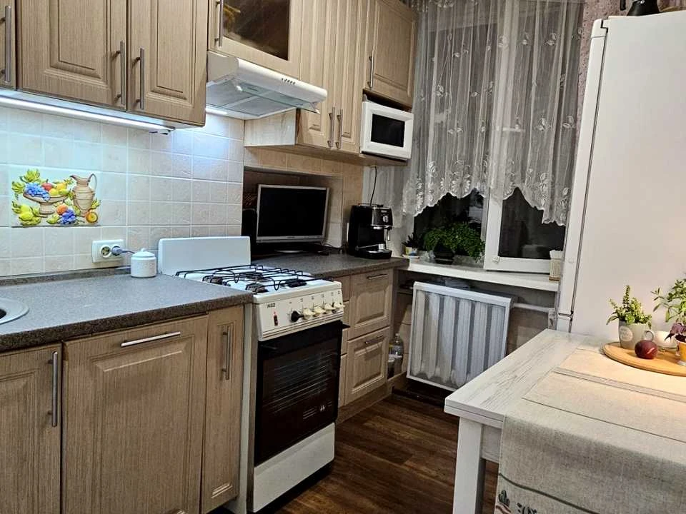 Квартира. Вишневе, В'ячеслава Чорновола вул.