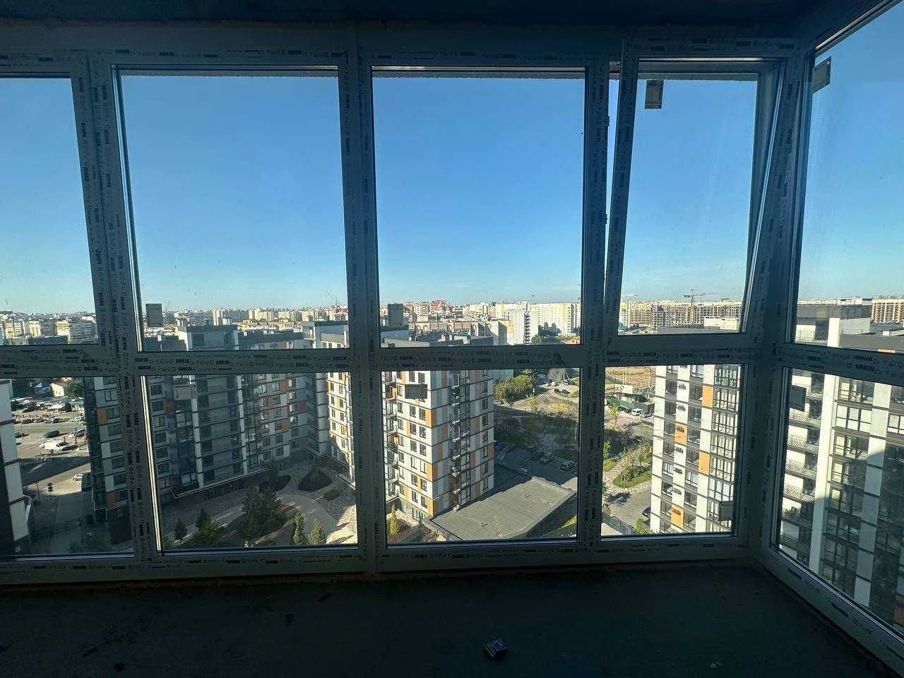 Продажа 2-комнатной квартиры в ЖК «Атмосфера», в центре г. Вишневого