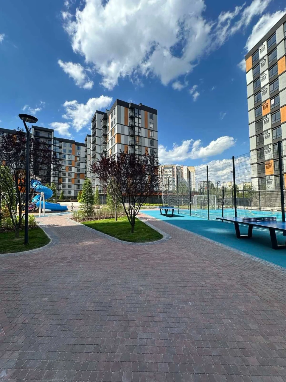 Продажа 2-комнатной квартиры в ЖК «Атмосфера», в центре г. Вишневого