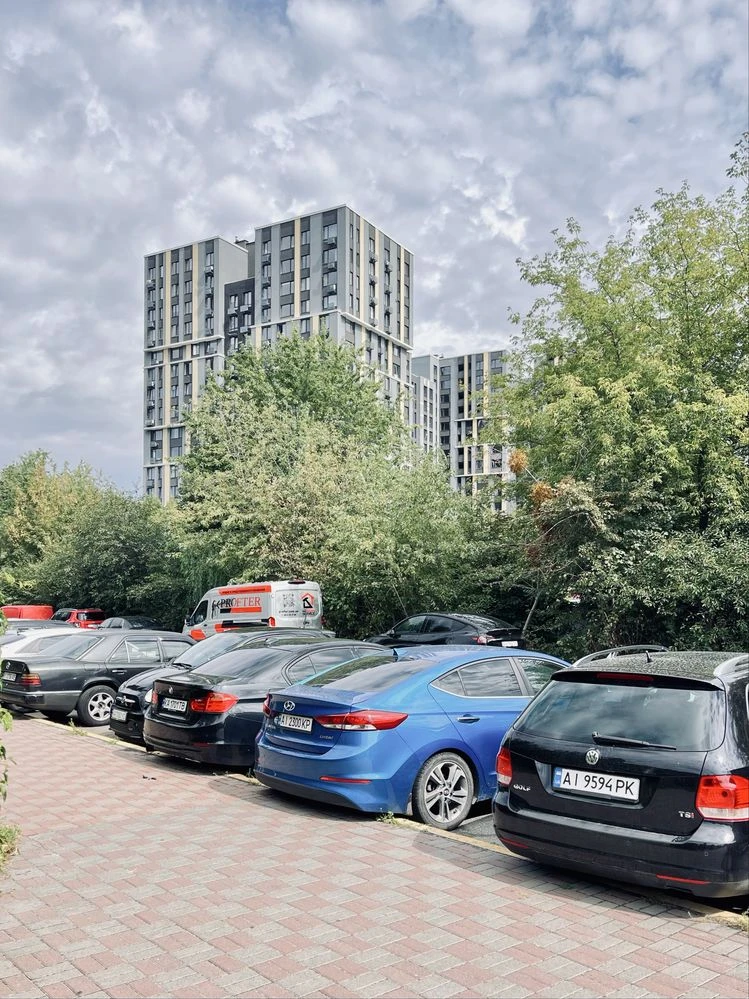 Продається 1-кімнатна квартира в ЖК "Ван Хаус" (One House) у Вишневому, центр