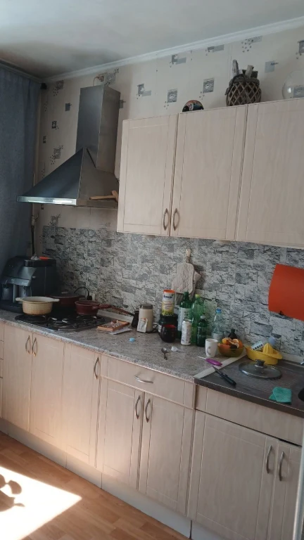 Продам 2-комнатную квартиру в центре Вишнёвого