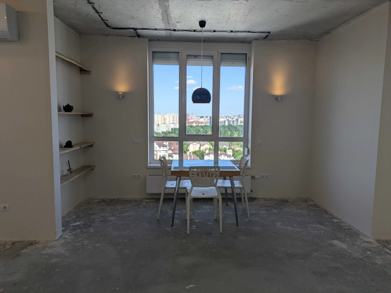 Дворівневий пентхаус 150 м² з SPA, кінотеатром та панорамою