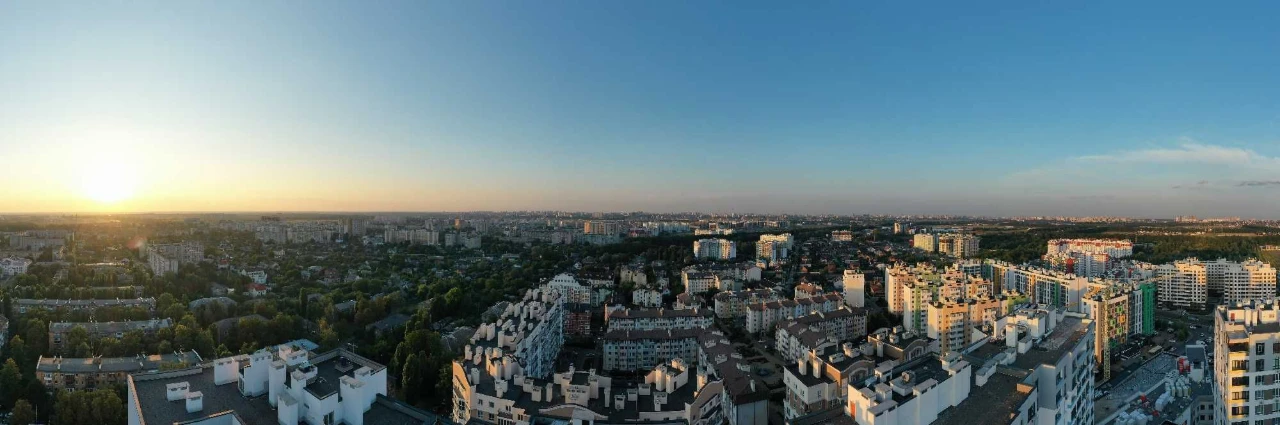 Дворівневий пентхаус 150 м² з SPA, кінотеатром та панорамою