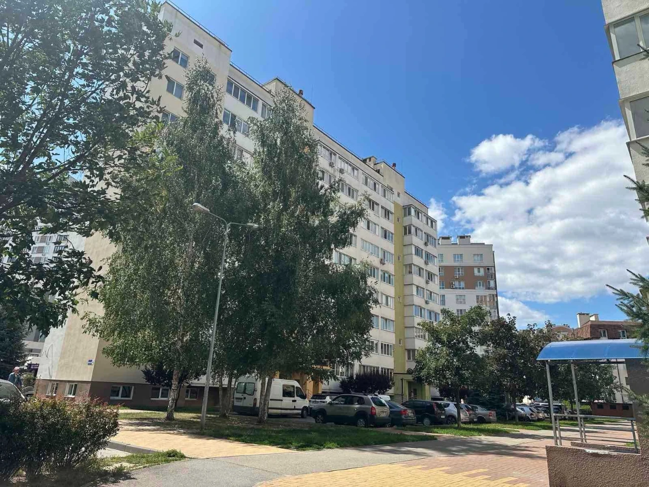 Продам 2 к  з ремонтом. 2- й поверх ЖК Піонерський. ЄОселя