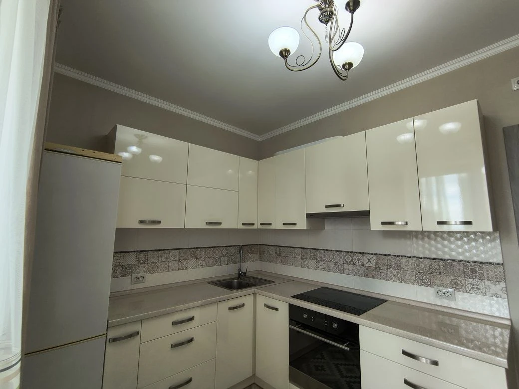Продається квартира 42 м² в Вишневому