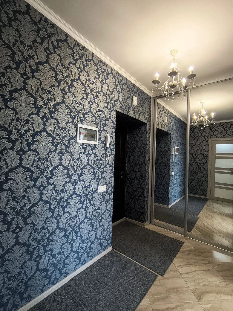 Продається квартира 42 м² в Вишневому