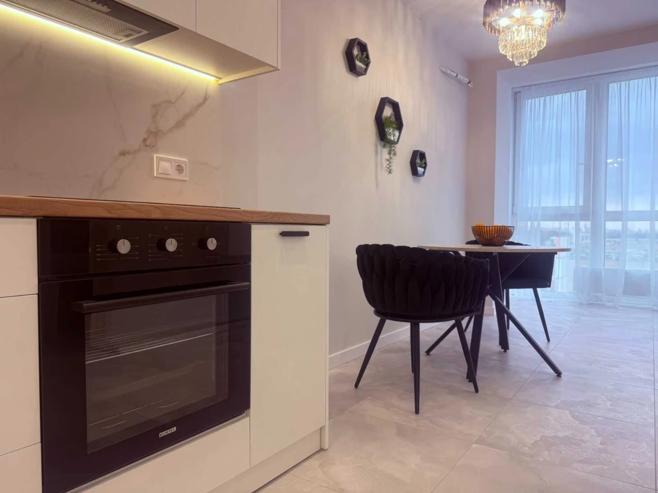 Продаж 1-кімнатної квартири в ЖК Атмосфера, вул. Європейська