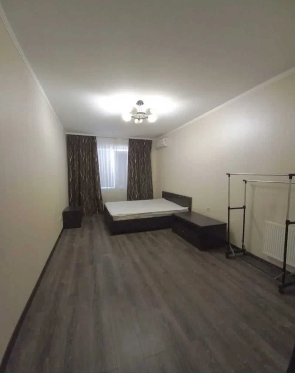 Продам 3 к. квартиру 80м2 в м. Вишневе, вул. Південна, 17