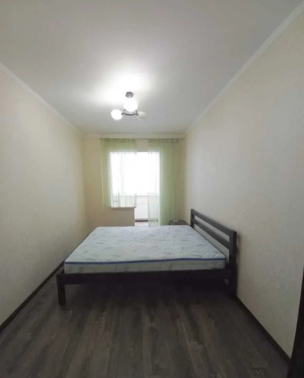 Продам 3 к. квартиру 80м2 в м. Вишневе, вул. Південна, 17