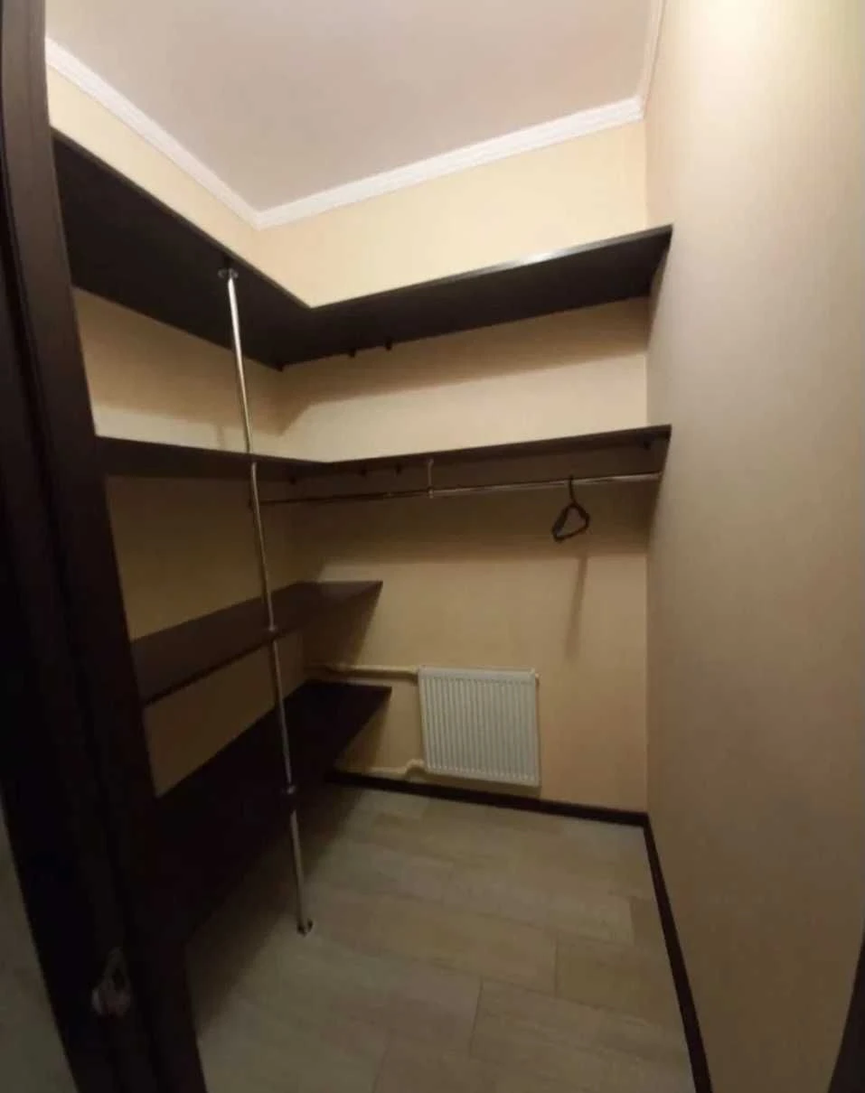 Продам 3 к. квартиру 80м2 в м. Вишневе, вул. Південна, 17