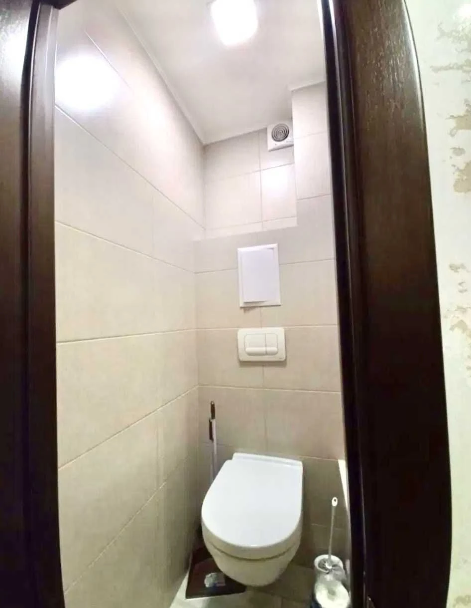 Продам 3 к. квартиру 80м2 в м. Вишневе, вул. Південна, 17