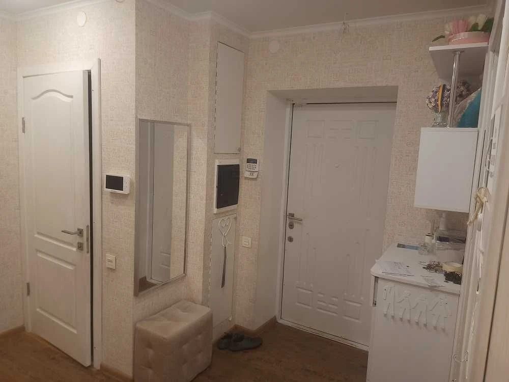 Продається 3-кімнатна квартира в ЖК "Акварелі 1", м. Вишневе. Від власника. З меблями.