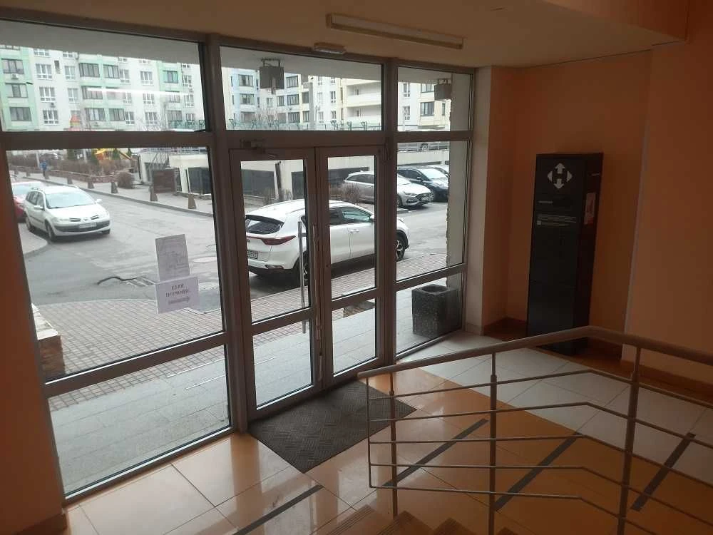 Продається 3-кімнатна квартира в ЖК "Акварелі 1", м. Вишневе. Від власника. З меблями.