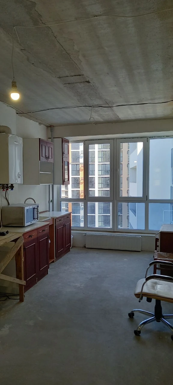 Продаж квартири в ЖК "Атмосфера" у Вишневому. Під чистову.