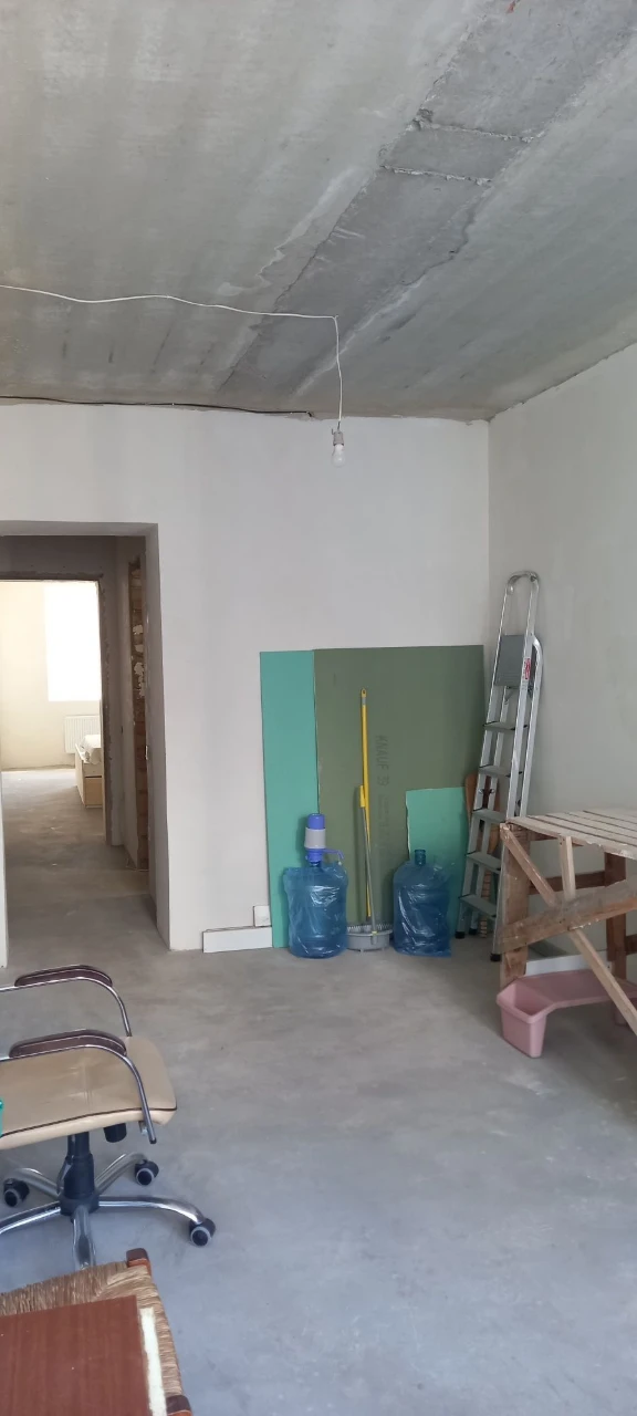Продаж квартири в ЖК "Атмосфера" у Вишневому. Під чистову.