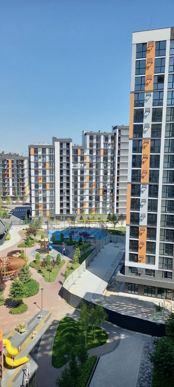 Продаж квартири в ЖК "Атмосфера" у Вишневому. Під чистову.