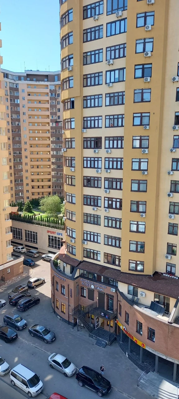 Продаж квартири в ЖК "Атмосфера" у Вишневому. Під чистову.