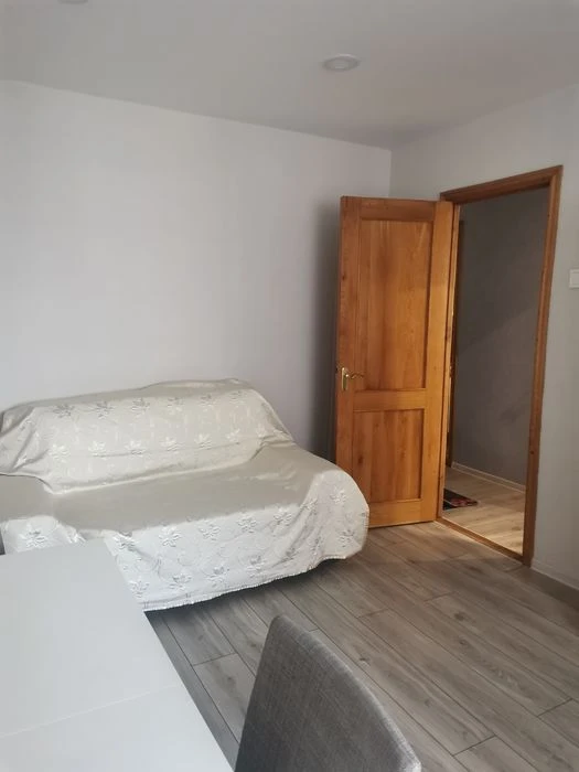 A 2-room apartment on Aerokosmicheskoe Avenue is for sale.
