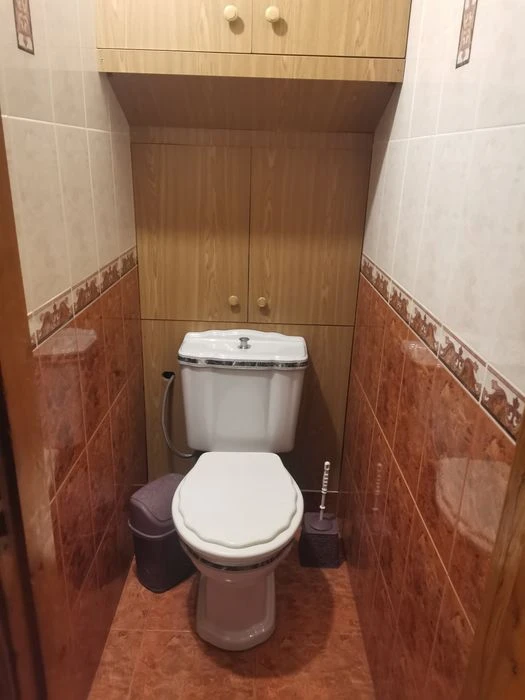 A 2-room apartment on Aerokosmicheskoe Avenue is for sale.