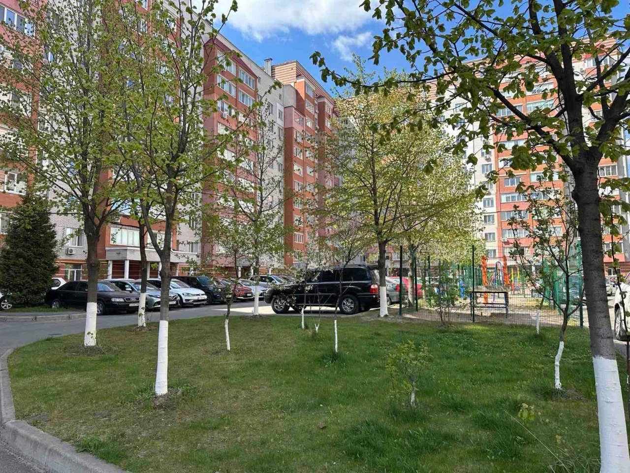 Продам  квартиру  72 кв м ЖК Городок Софіївська  Борщагівка.