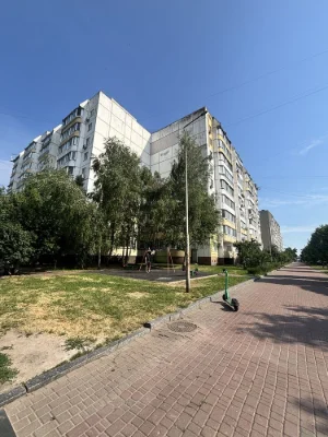 Продаж 2-кімнатної квартири у Вишневому | 55,7 м² | Без комі