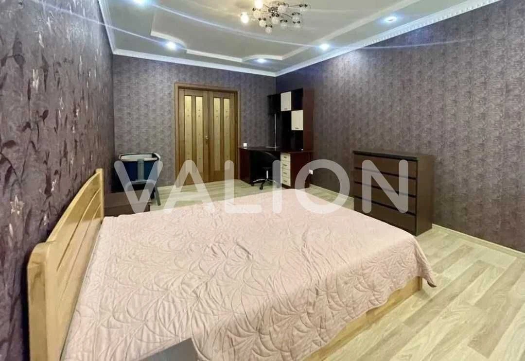 Продам 2кім.квартиру 73,6кв.м. Вишневе вул.Південна 5Б єОсел