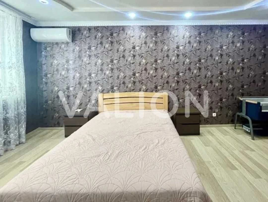 Продам 2кім.квартиру 73,6кв.м. Вишневе вул.Південна 5Б єОсел